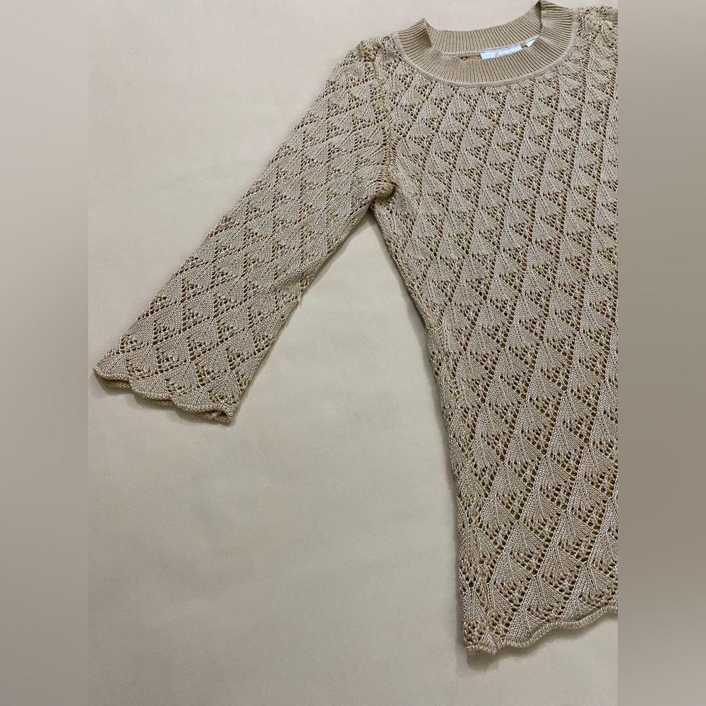 Jh Collectibles beautiful sweater